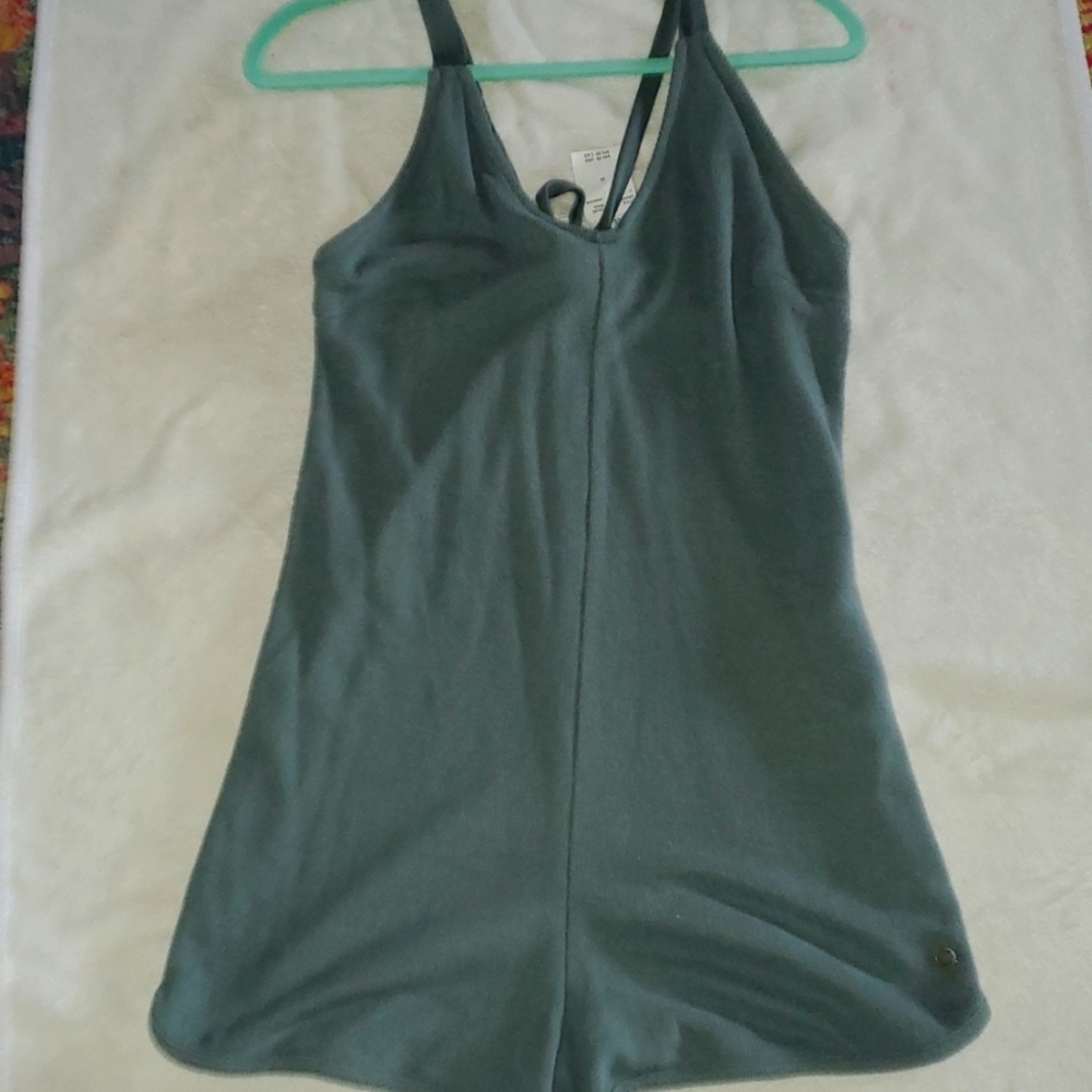 Comfy short teal romper